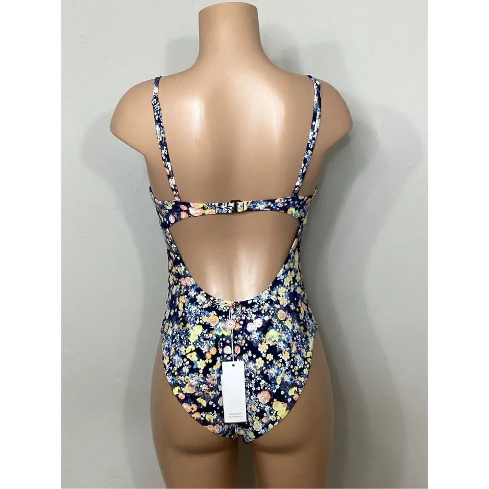 New. Red Carter floral and citrus swimsuit. Retails $179. Medium - Image 6
