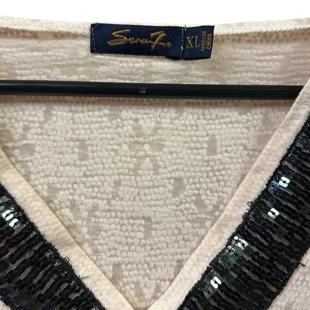 Seven7 Logo Long Sleeve Sequin Kangaroo Pocket Lightweight Tee Hooded Shirt XL - Image 9