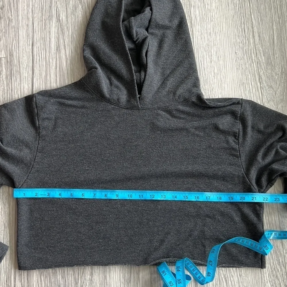 Talentless Cropped Gray Hoodie Size L/XL - Image 7