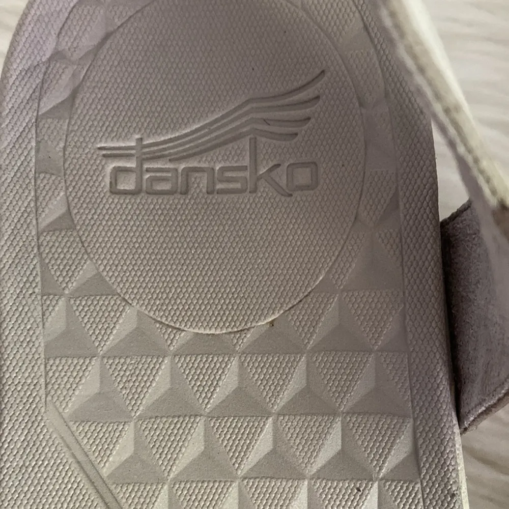 DANSKO Sandals size 40 excellent condition color gray - Image 8
