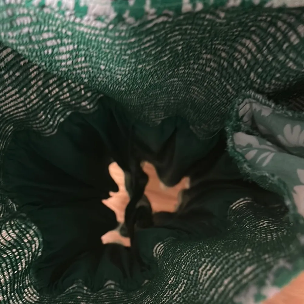 Entro Green and White Floral Dress - Image 5