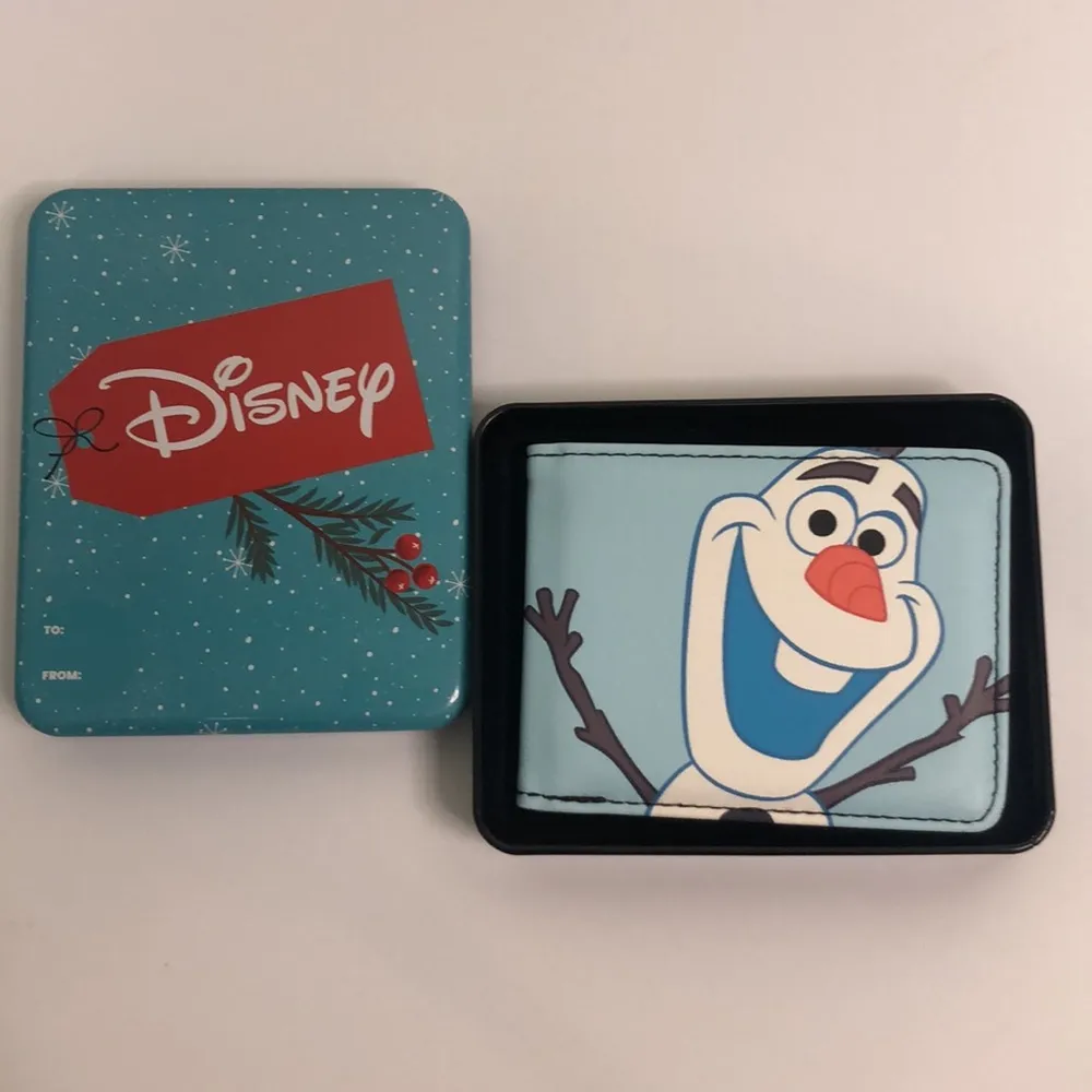 Disney nwt BI-FOLD WALLET FROZEN OLAF FACE CHARACTER CLOSE-UP LIGHT BLUE - Image 4