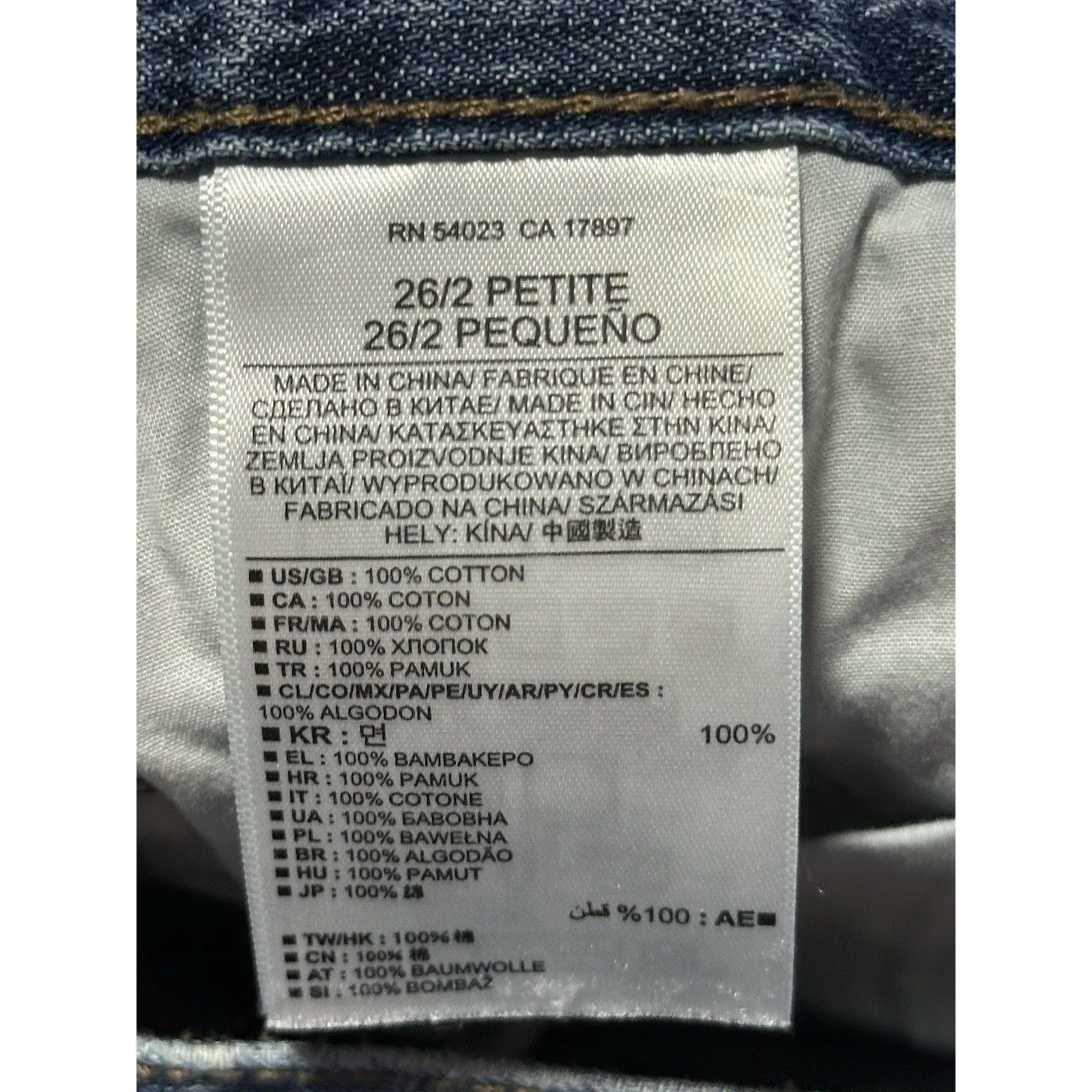 Banana Republic Girlfriend Cropped Distressed Jeans Size 29 - Image 7