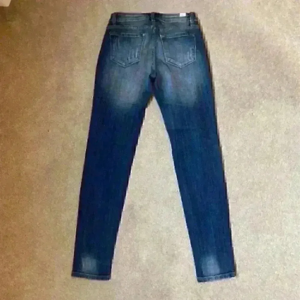 Kancan distressed ripped skinny jeans in size 25 or W3 Blue - Image 3