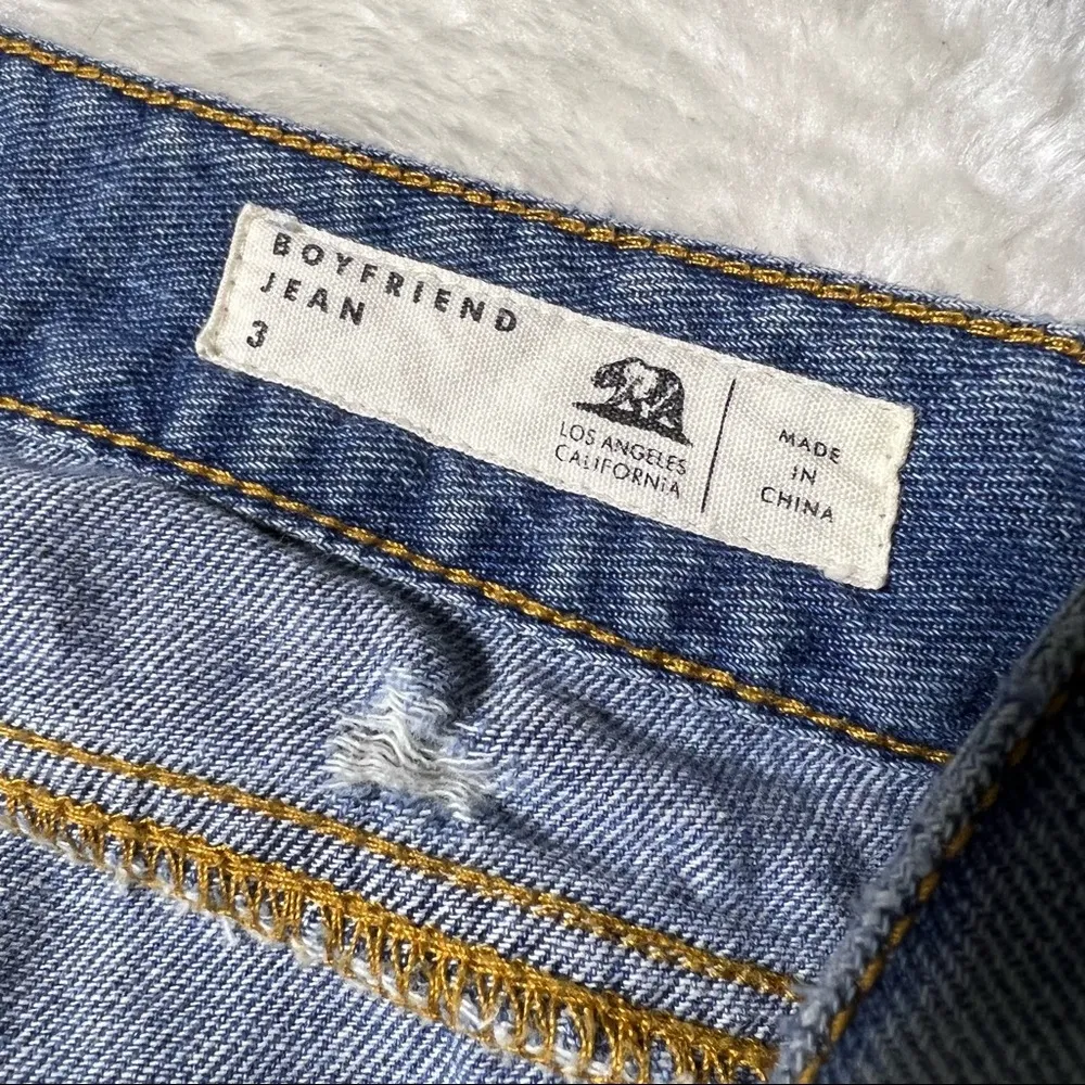 Bullhead Denim Co Distressed Light Wash Boyfriend Skinny Jeans - Image 16