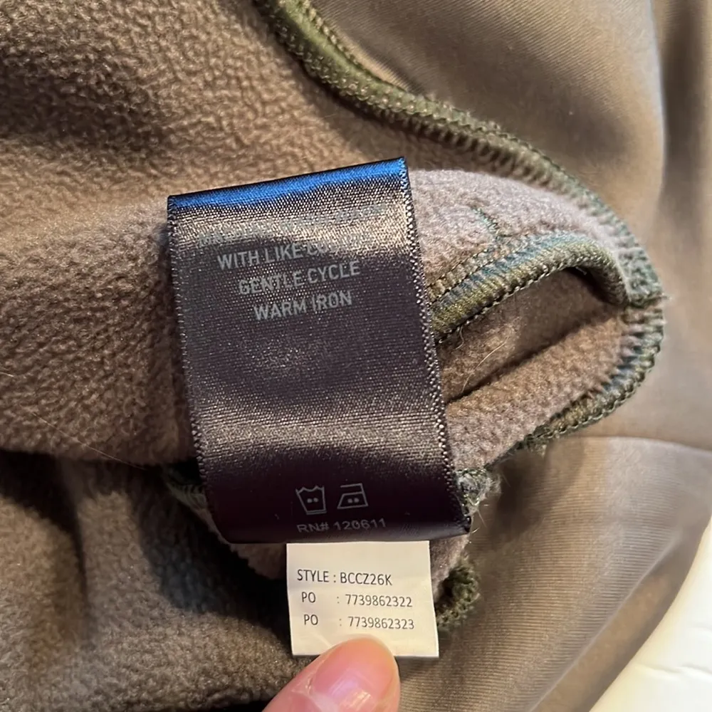 Back Country hoodie pullover pocket small olive green thumb holes snug fit - Image 11