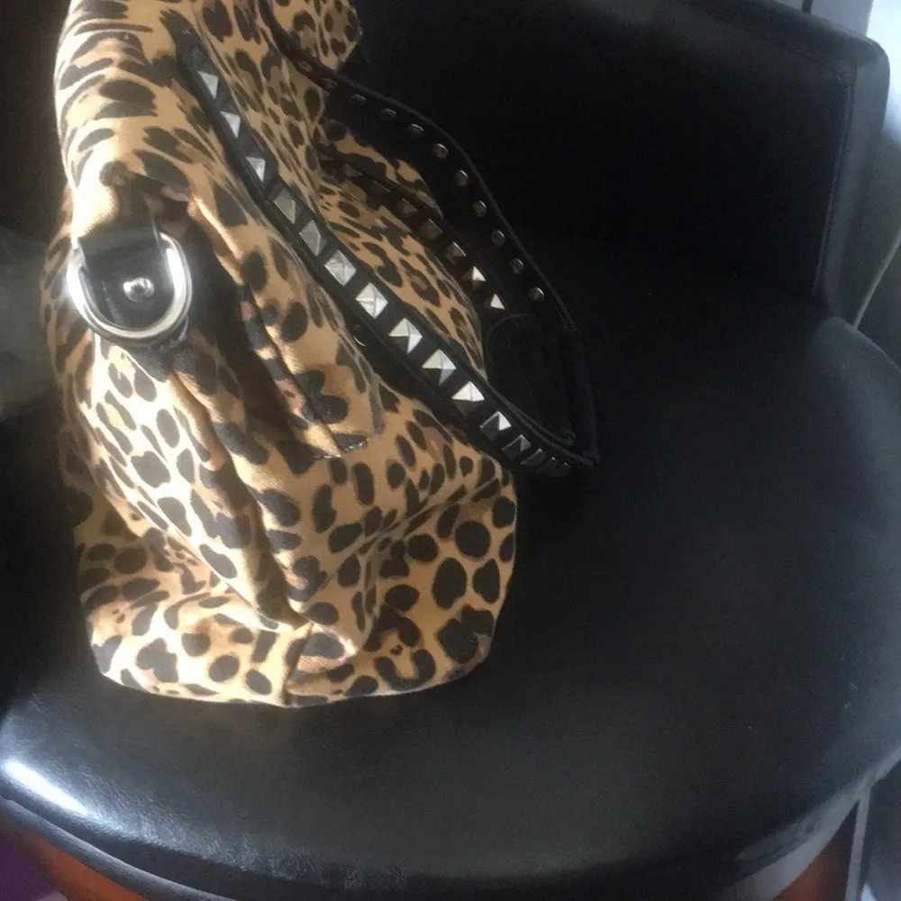 David Jones  Leopard Studded Bag Shopper or fold - Image 8