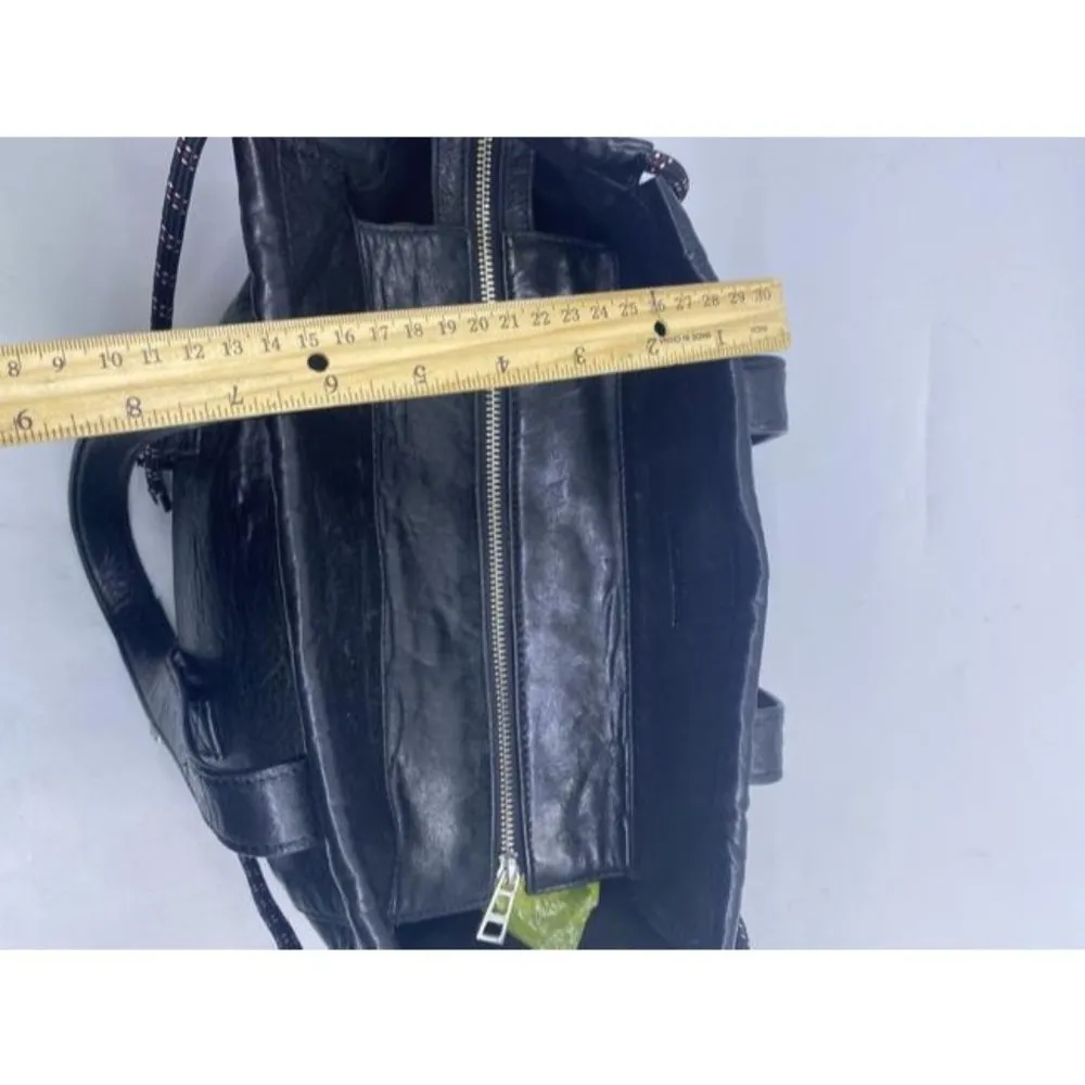 Zadig And Voltaire Bianca Black Leather Shoulder Bag - Image 2