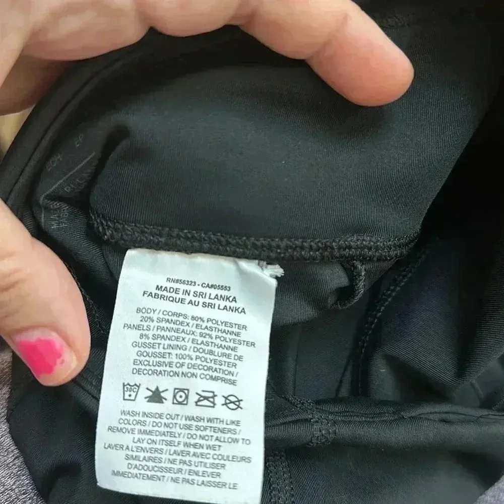 4/$25 Nike Fast Women's XS Mid-Rise Crop Running Leggings CZ9238 010 Black Sz XS - Image 15