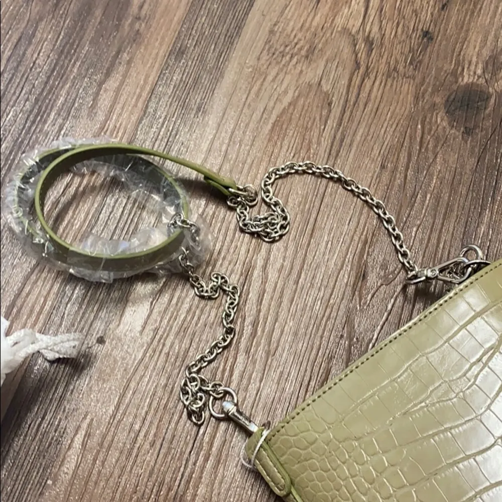 Mini Pingo Croco Chain Set Bag - Image 4