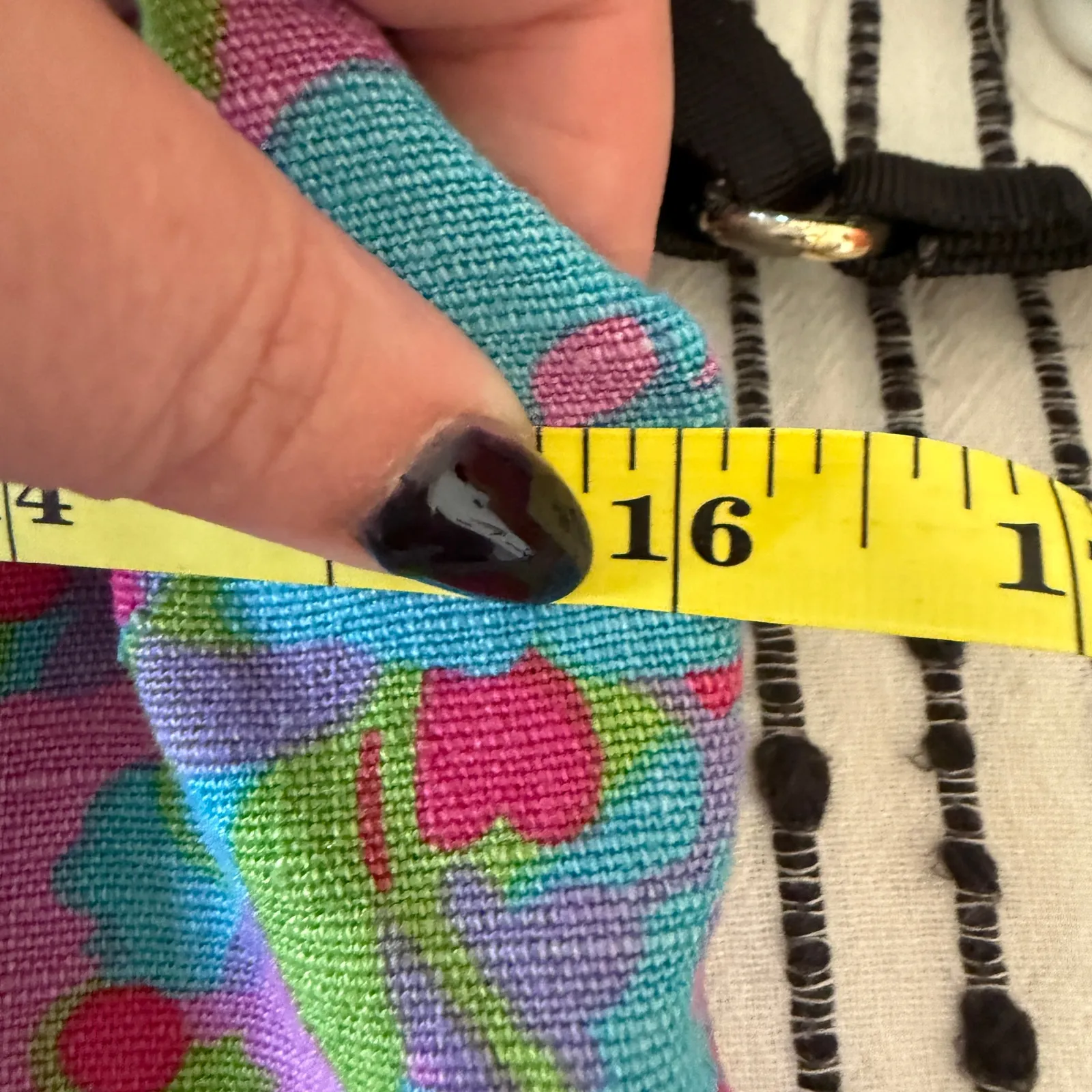 1960s Vintage Handmade Pink and Blue Floral Linen High Neck Shift Dress | Medium - Image 7