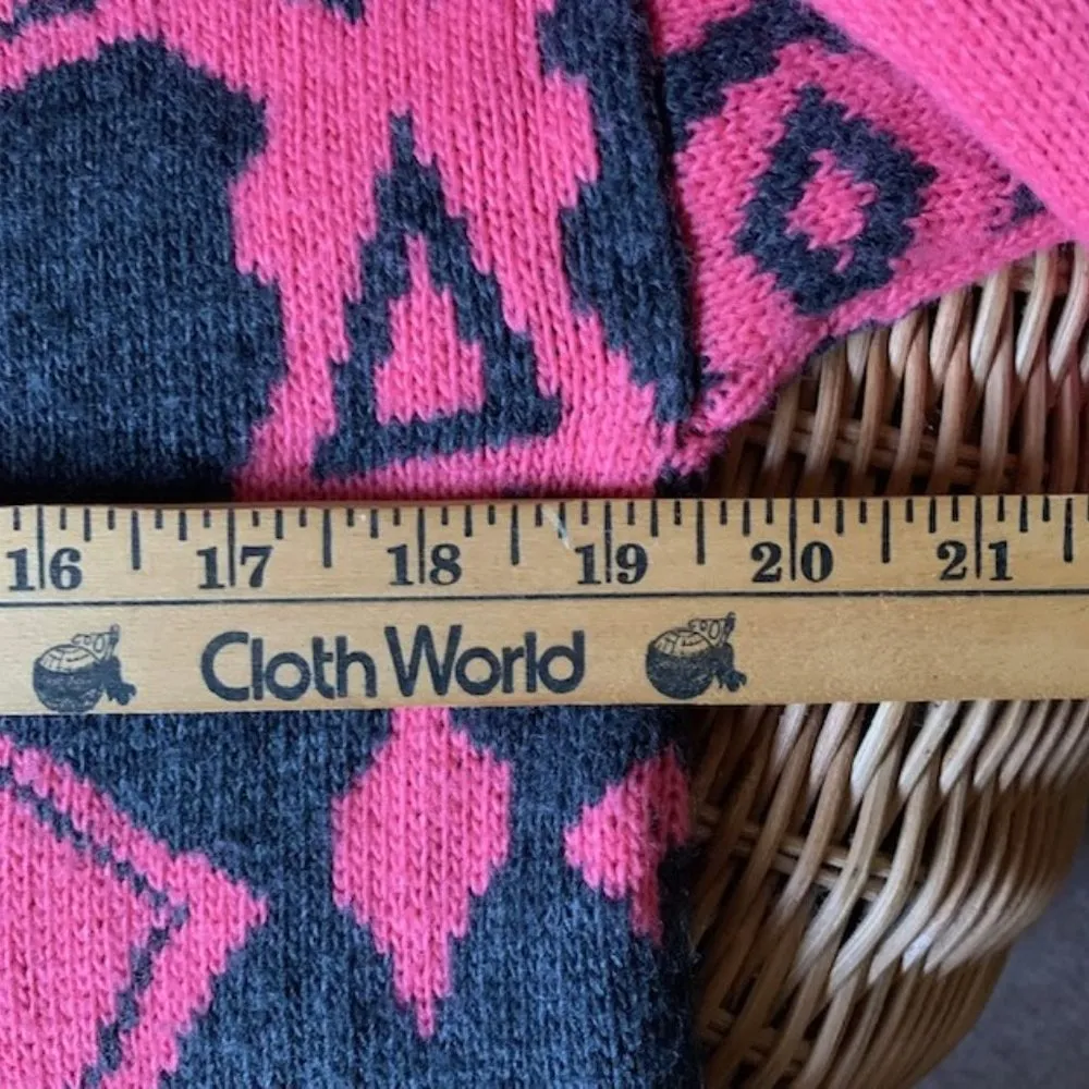 Vintage Cabin Creek Damask Pattern Pink Sweater Size Petite Medium - Image 3