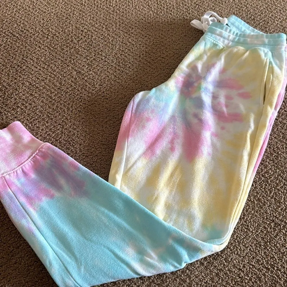 Generation Love Women’s Rainbow Tie Dye Puffy Sleeve Sweatshirt and Sweatpants - Image 6