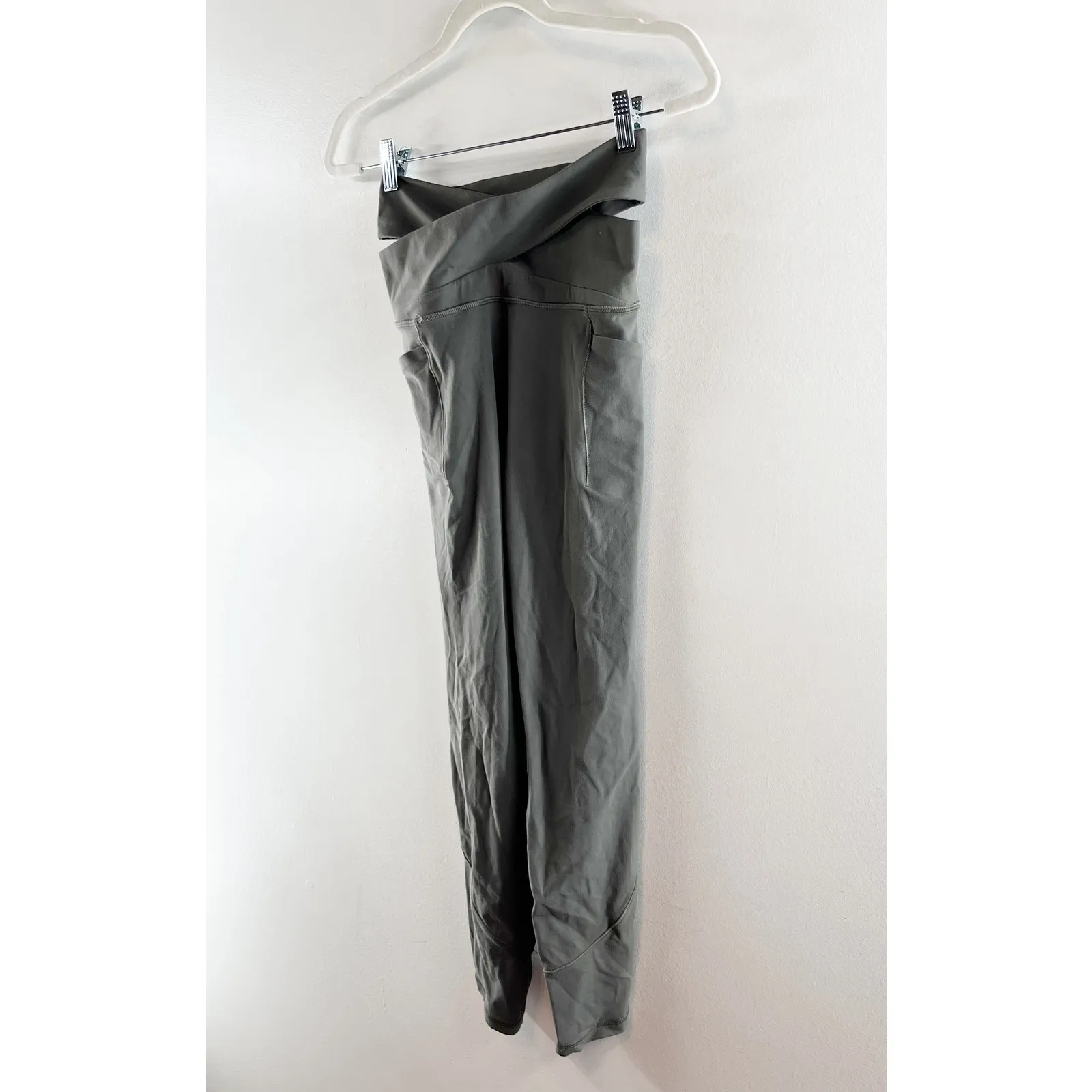 Athleta Salutation Stash Wrap Tight Leggings Hematite Gray XS - Image 8