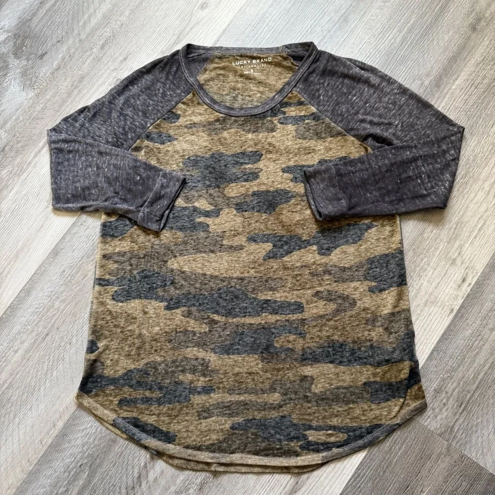 Lucky Brand Camo Burnout Baseball Tee Small Stretchy Olive Gray - Image 2