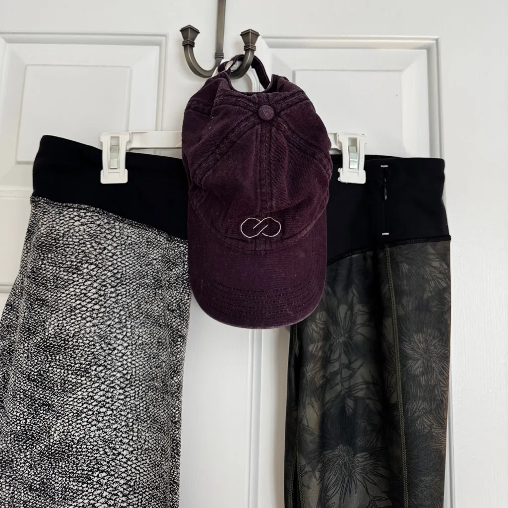 CALIA BY CARRIE UNDERWOOD WORK OUT YOGA PILATES LEGGINGS ATHLETIC LOT SALE $30 Size undefined - Image 4