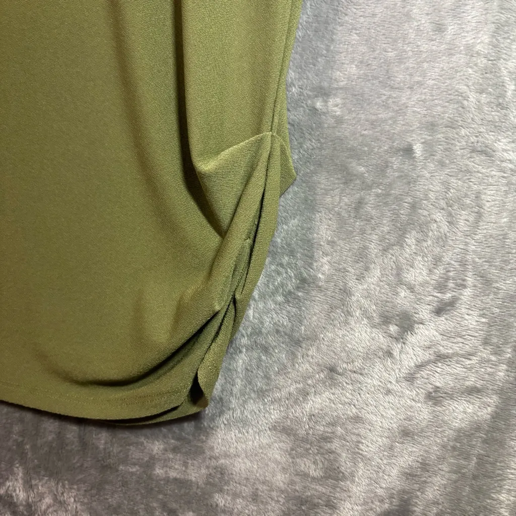 Jones NY Cap Sleeve Olive Green Blouse Rhinestone Accent Women's Sz M/L Office - Image 4