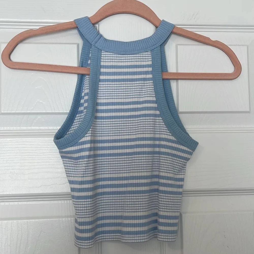 high neck cropped tank - Image 2