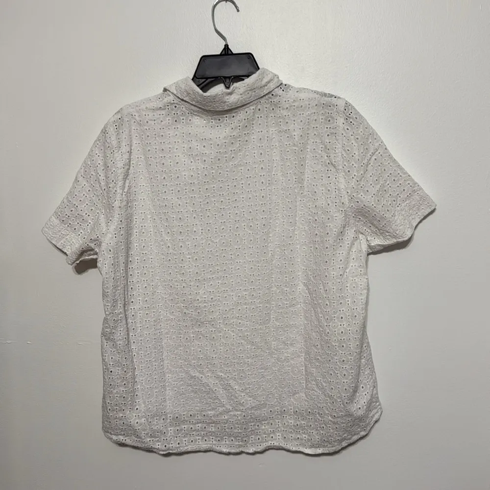 Alfred Dunner White Floral Eyelet Button Top size 16 - Image 6