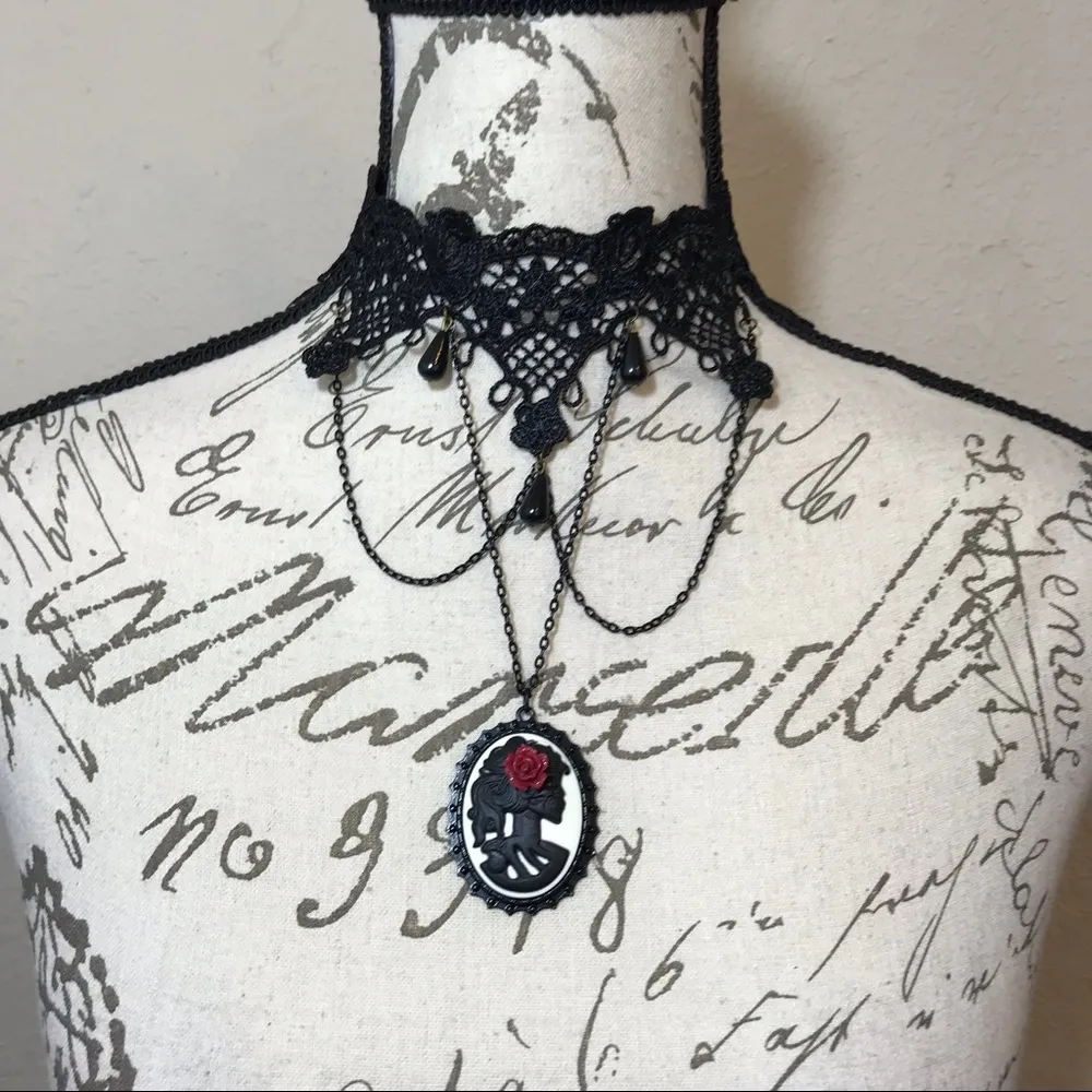 Skull Cameo Victorian Lace Chocker New - Image 7