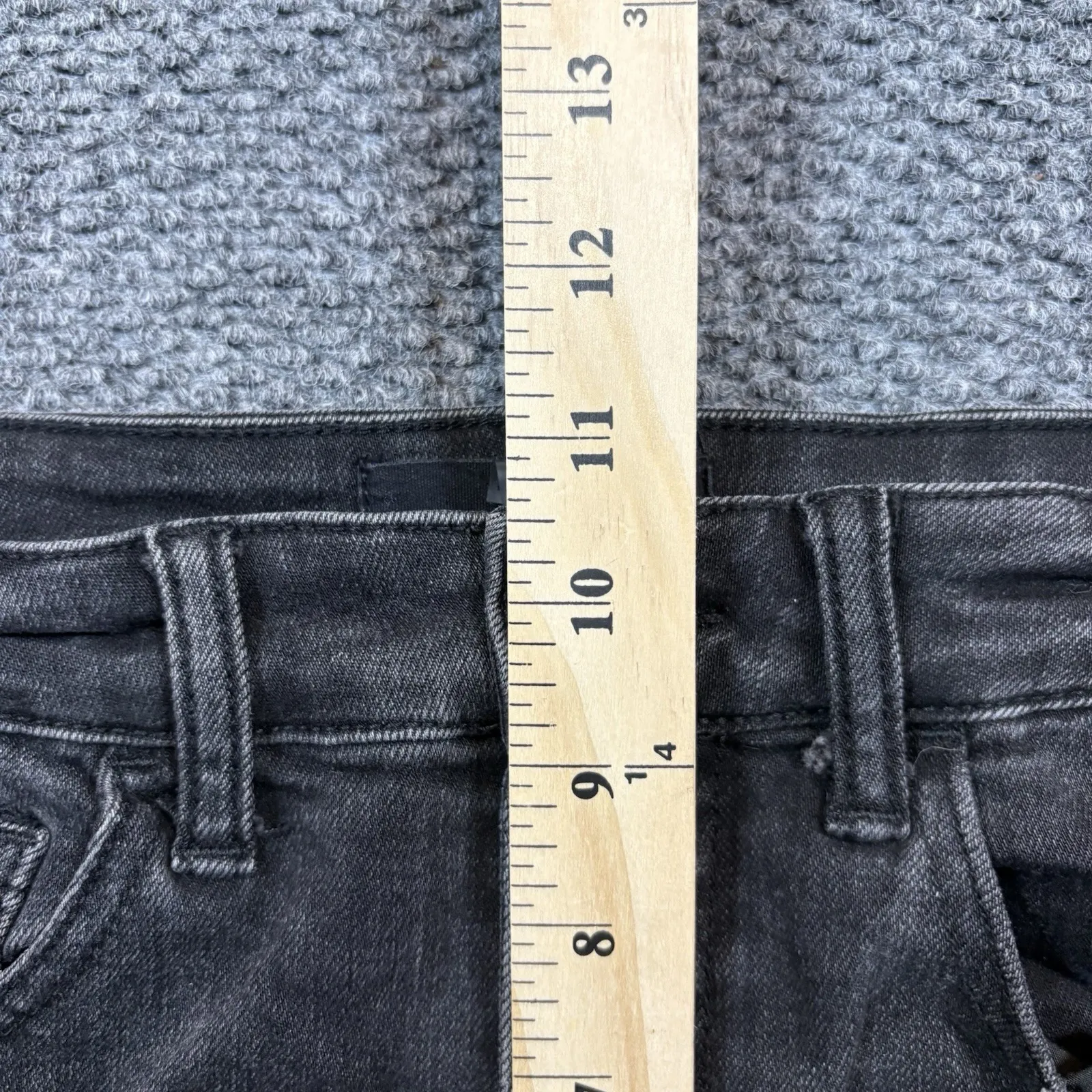 Risen Womens Jeans Size 5/27 BLACK STRAIGHT LEG Distressed JEANS - Image 6