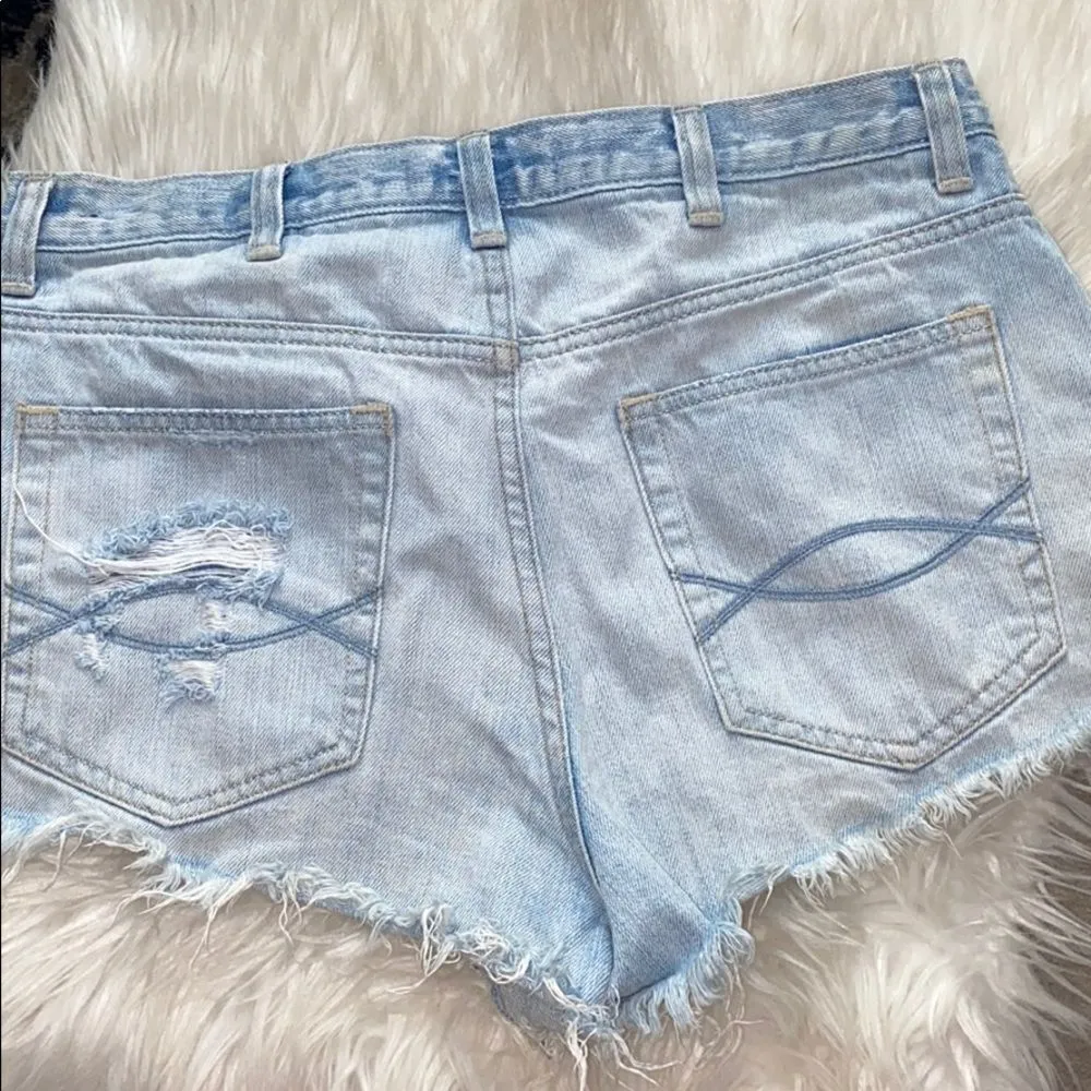 ✨A&F Destroyed Denim Cut Off Shorts✨ - Image 7
