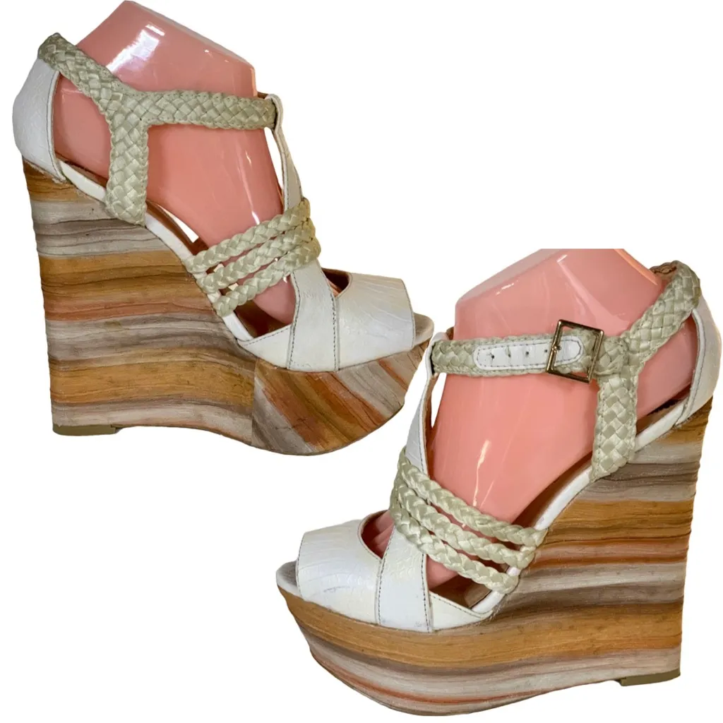 PENNY LOVES KENNY FAUX LEATHER WHITE & NEUTRALS WEDGE PLATFORM SANDALS (7.5) - Image 4
