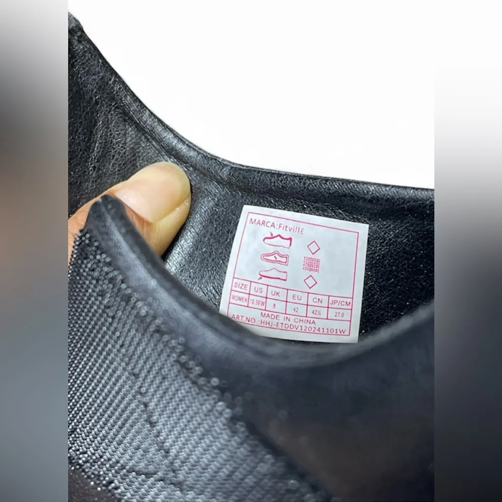 FitVille Women's Diabetic Shoes, Classic Oxford Shoes with Adjustable Strap Black Size undefined - Image 2