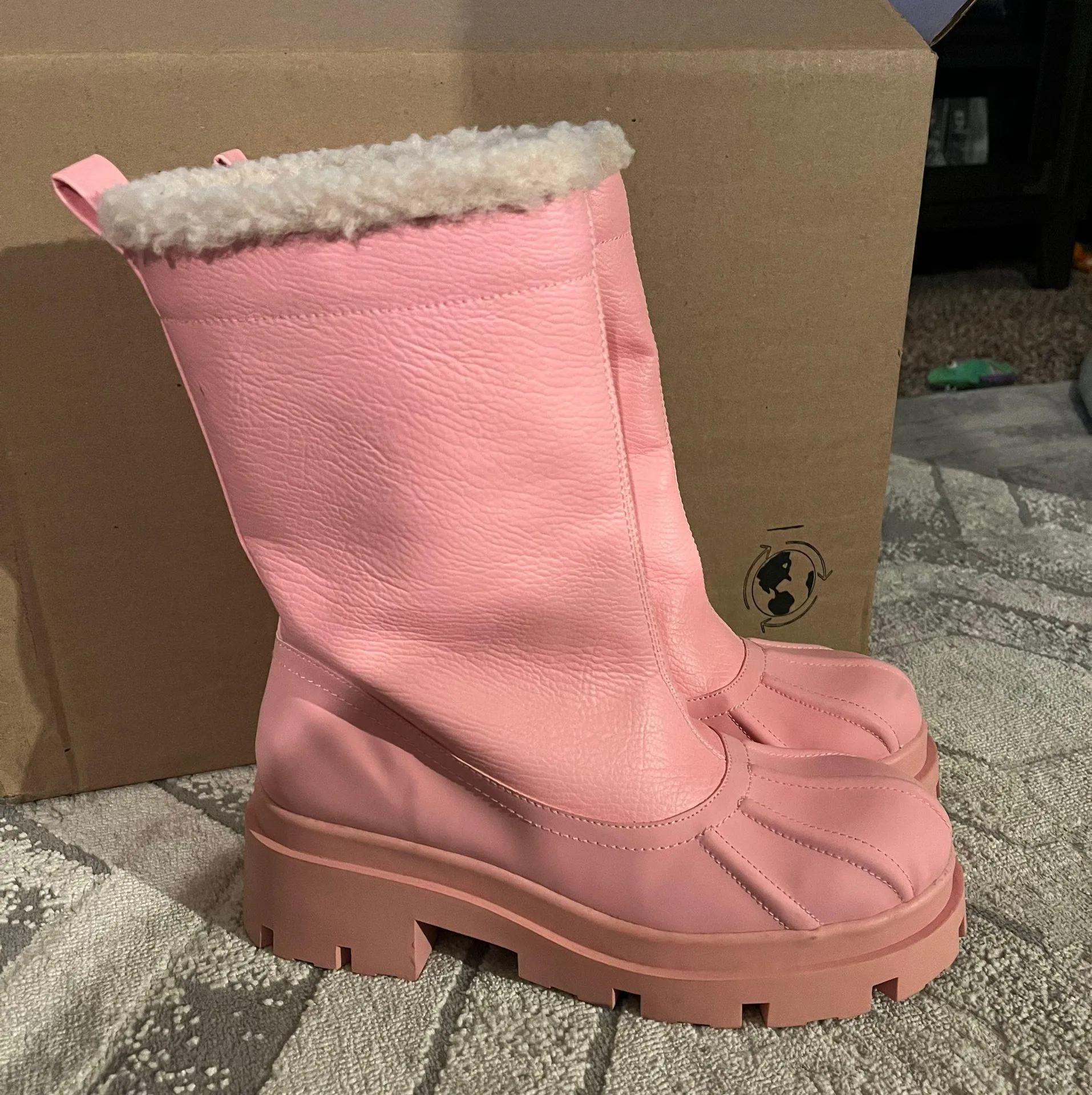 ASOS Pink Shearling Lined Pull Boots - Image 2