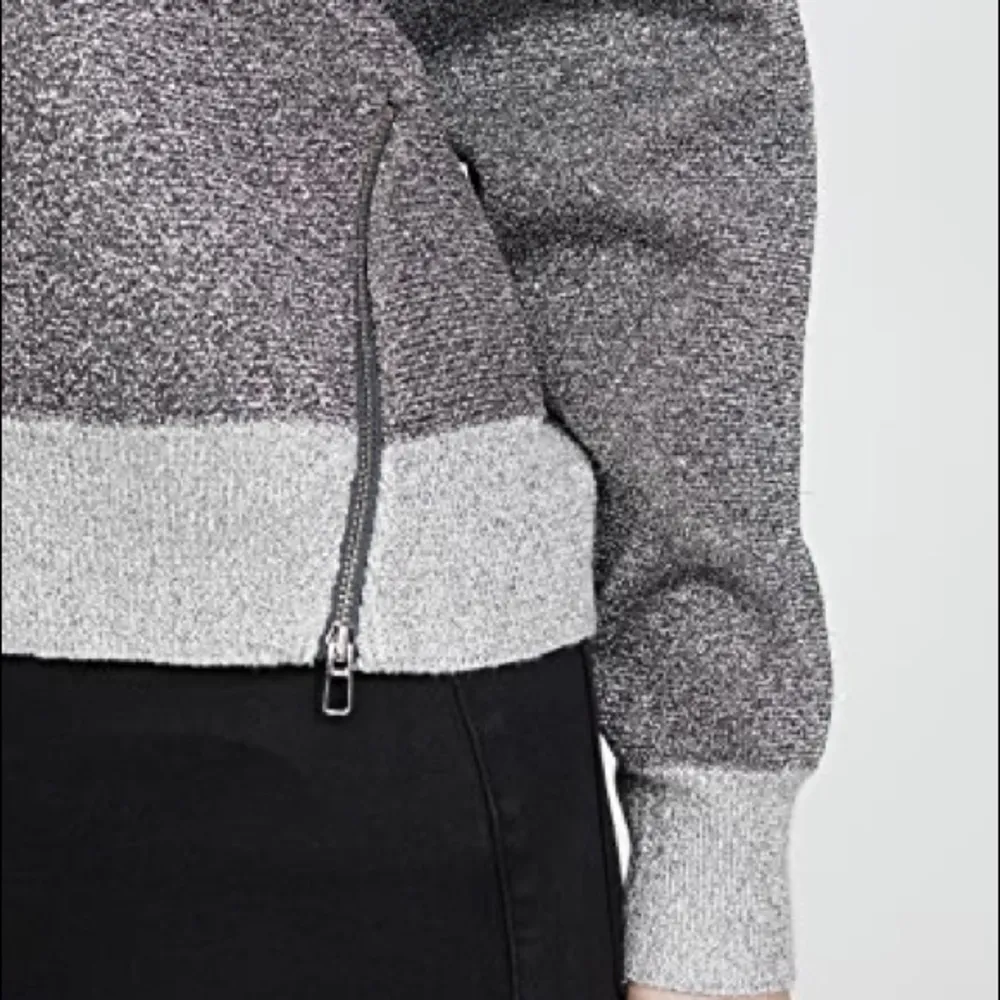 Good American All that Glitters silver sweatshirt size M - Image 4