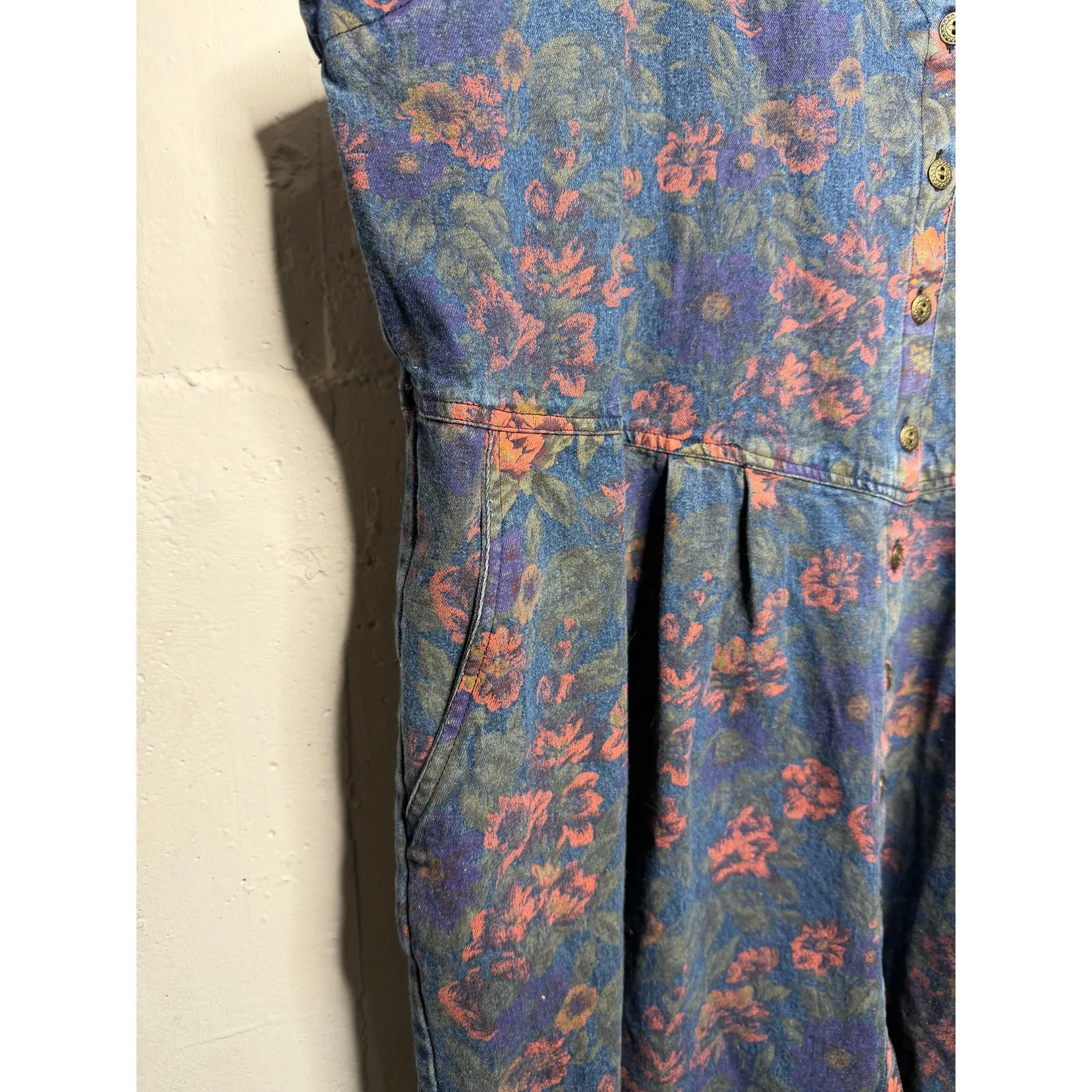 Truly Yours Vintage 90s 3X Denim Button Down Dress Sleeveless Floral Flowers Blue - Image 5