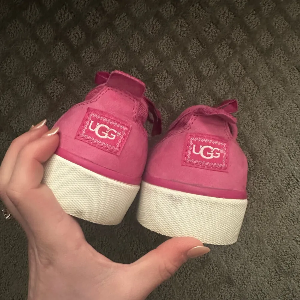 COPY - UGG Women's Hot Pink Shearling Lined Sneakers Size 7.5 - Image 4