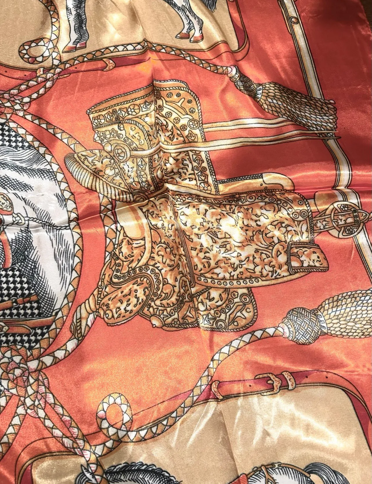 VINTAGE Equestrian ORANGE Horses and Tassels Print silky Scarf 35’/35’ - Image 6