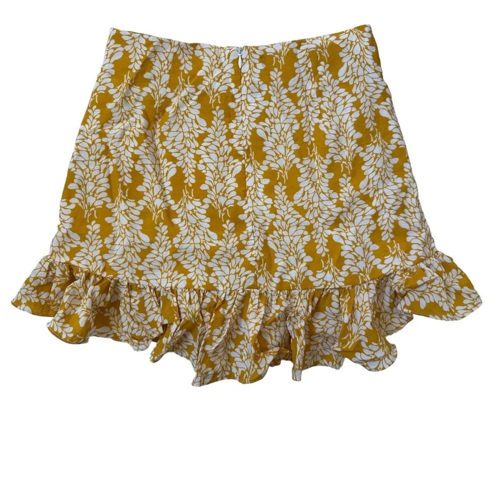 Indikah Yellow White Ruched Frill Zip Back Floral Mini Flounce Skirt Medium - Image 2