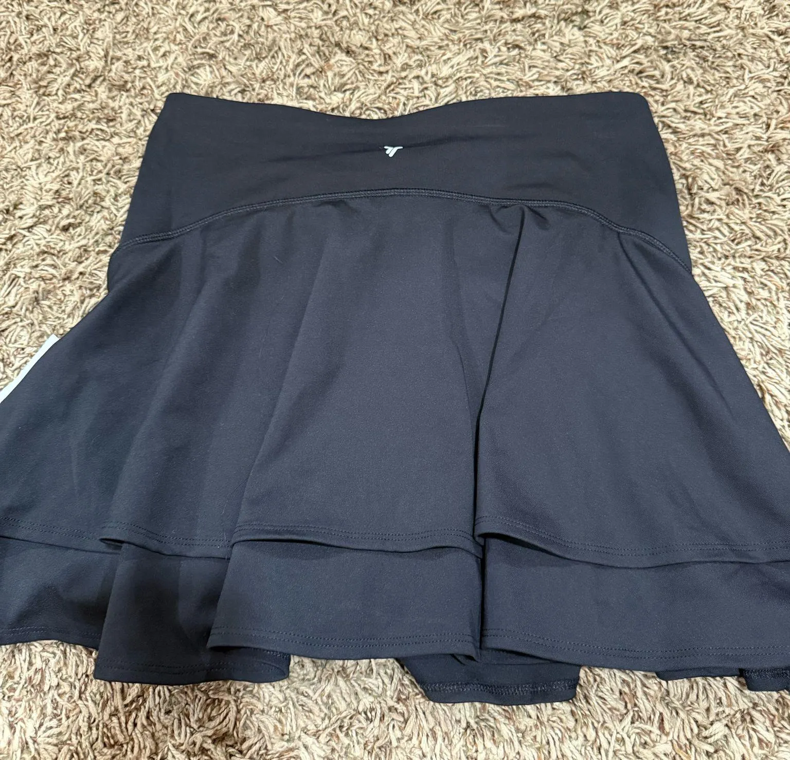 Old navy skirt - Image 2