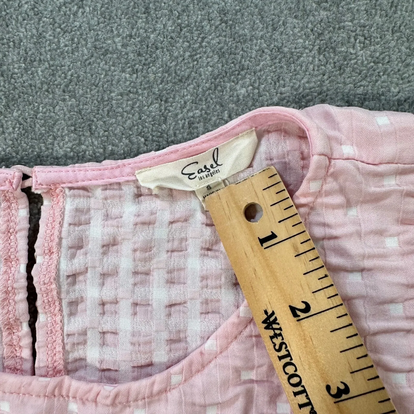 Easel Puff Sleeve Textured Top Women's Small Pink White Smocked Coquette Blouse - Image 2