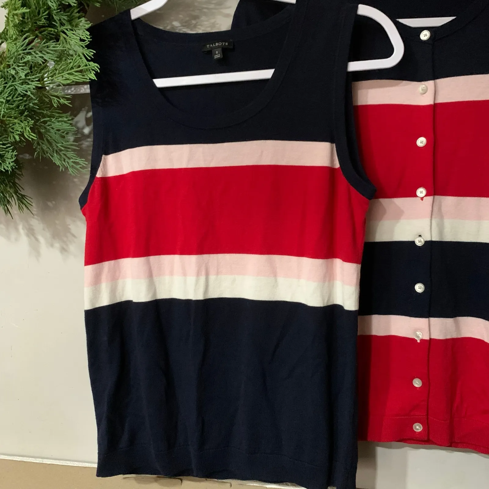 TALBOTS CHARMING 3/4 Sleeve  Color-block Preppy Valentines 2pc top and cardigan - Image 3