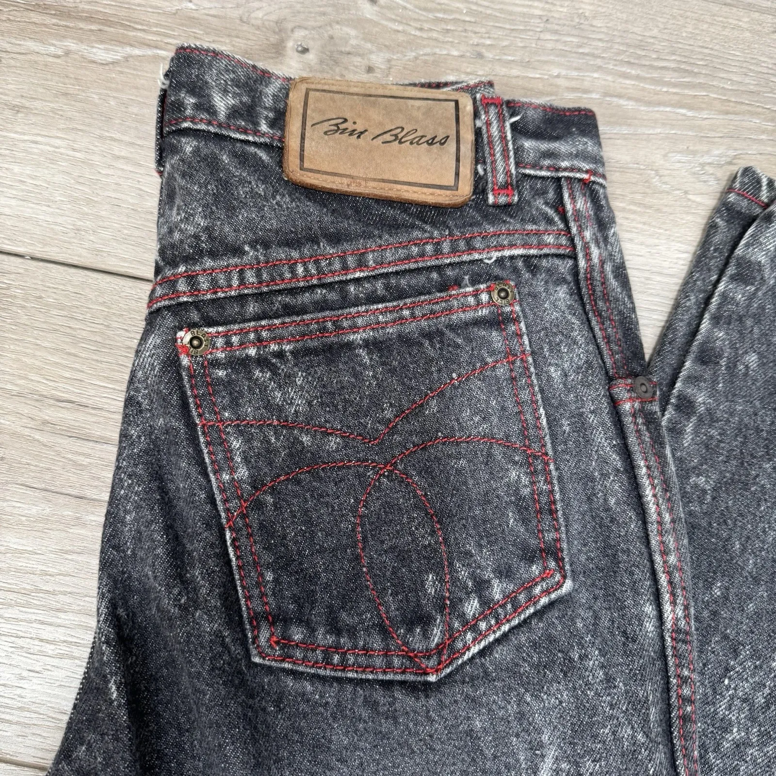 NWT Vintage Bill Blass 90s Polar Ice Acid Wash Mom Jeans Size 27 Made In USA Y2k - Image 9