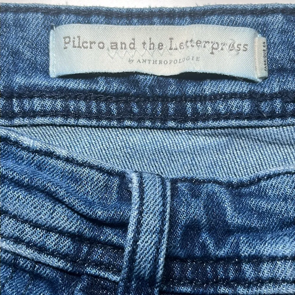 Pilcro Anthropologie Slim Boyfriend Blue Denim Shorts 29 - Image 3