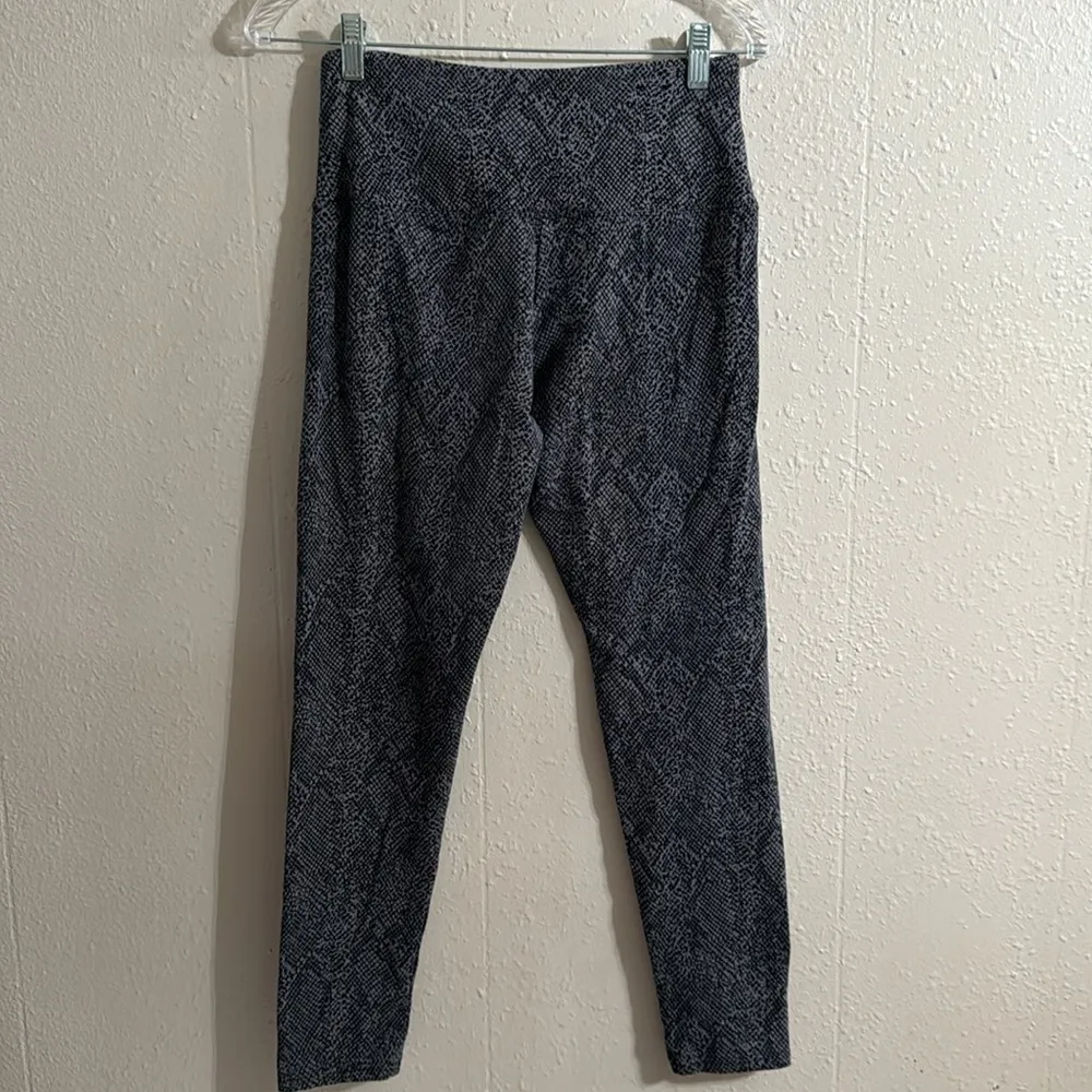 Casablanca By Marrakech Women's Printed Cotton Legging Size S Black/Grey Snake Gray - Image 6