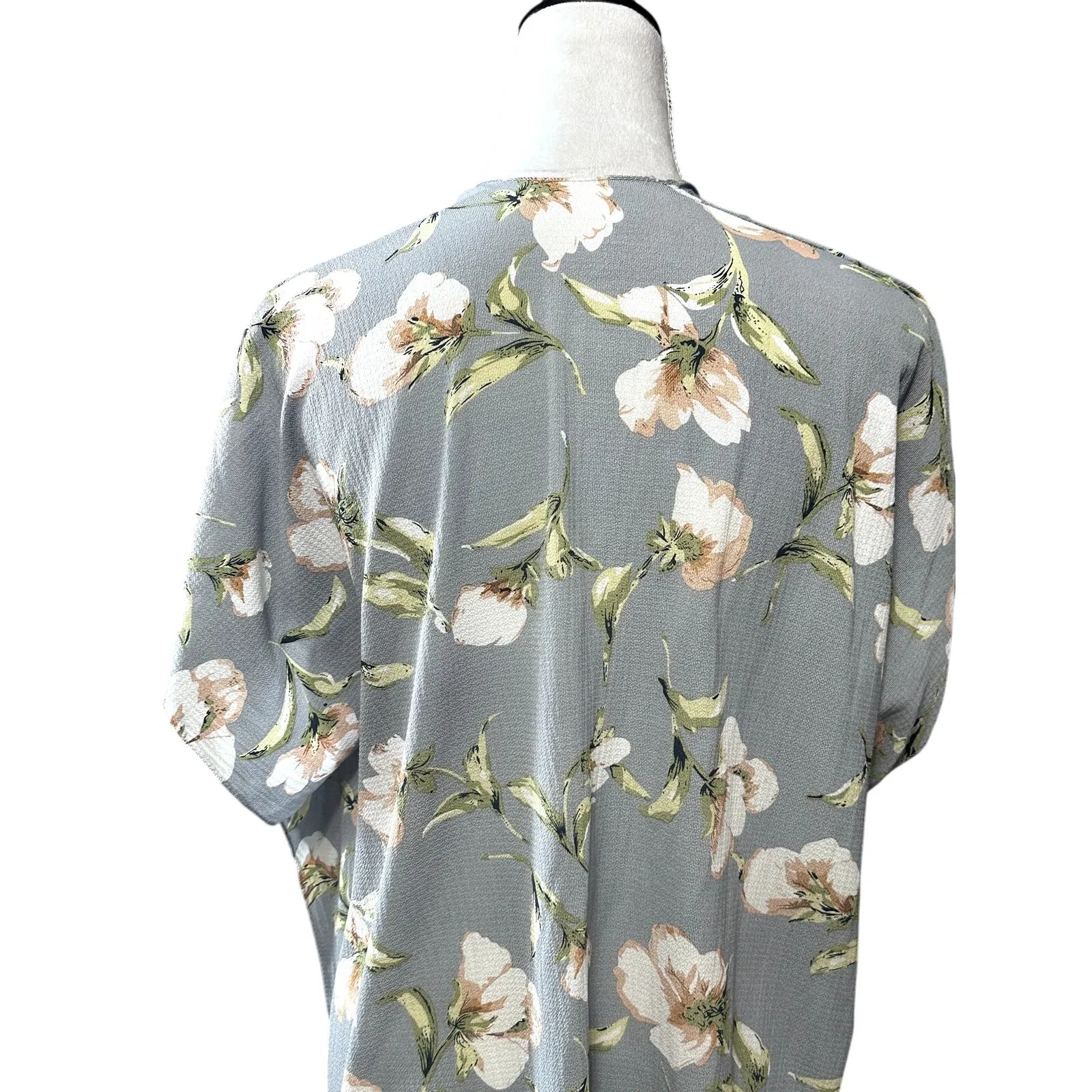 Justin & Taylor Cardigan 3 Ways Wrap Floral Print Short Sleeve Multicolor OS NWT Blue Size L - Image 5