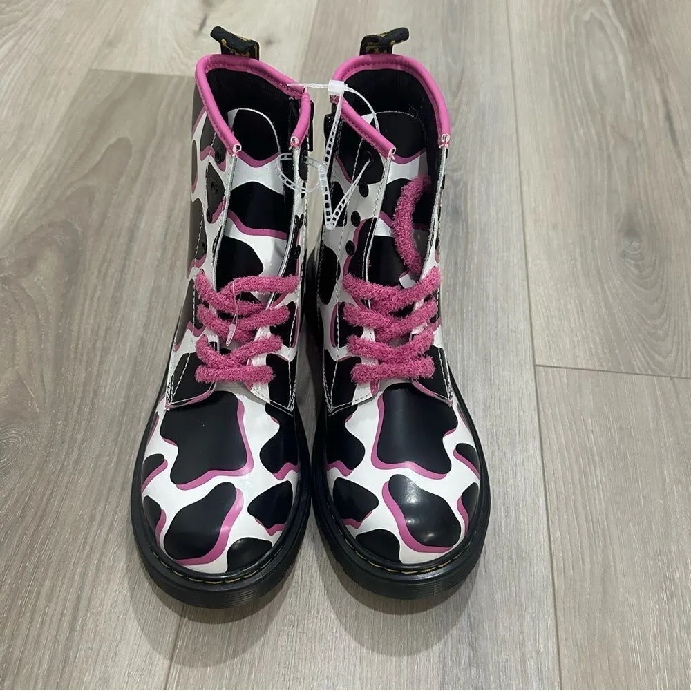 Dr. Martens Pink Cow Print Patent Lamper Leather Boots Women Sz 6 Youth Sz 5 NEW - Image 6