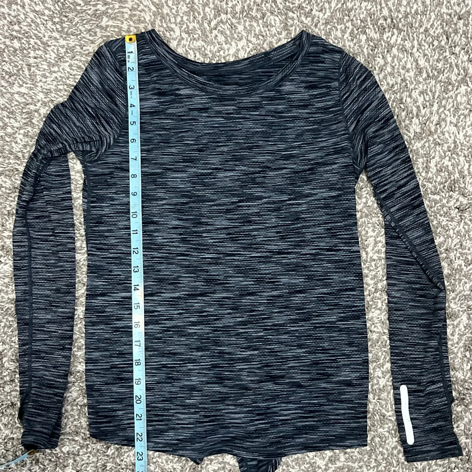 Zyia ‎ Active Long Sleeve Open Back Active Shirt - Image 6