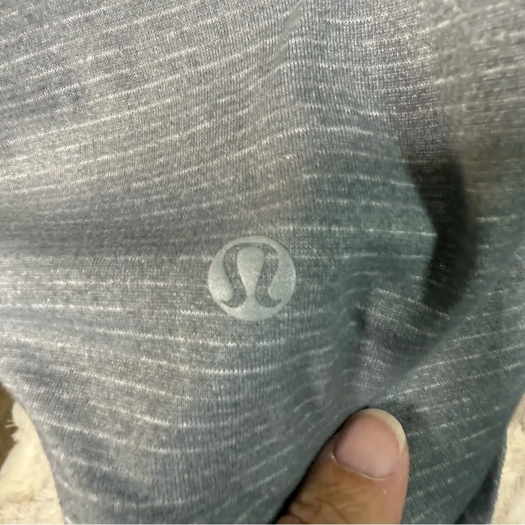 Lululemon Spotted Animal Print Run Away Tee Shirt Top Lightweight Breathable - Image 3