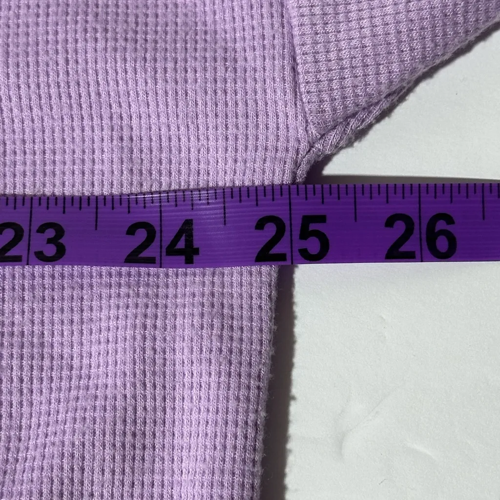 Victoria Secret Pullover Waffle Knit long sleeve Henley size medium - Image 6