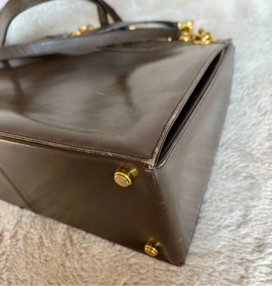 Salvatore Ferragamo Vintage Brown Leather Chain Bag - Image 11