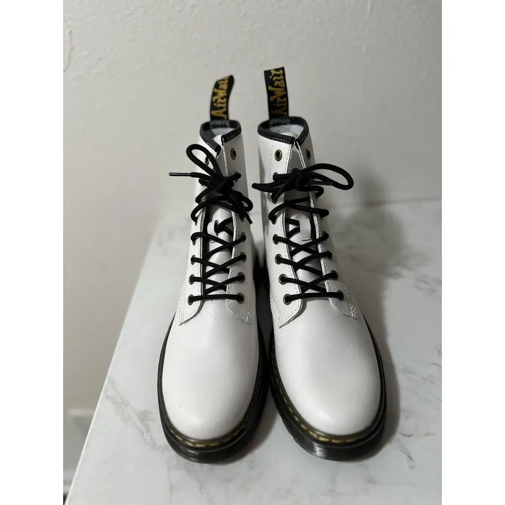 Dr. Martens Dr. Doc Martens Zavala Combat Leather Boots White AW004 Women's 10 | Men's 9 NEW - Image 3