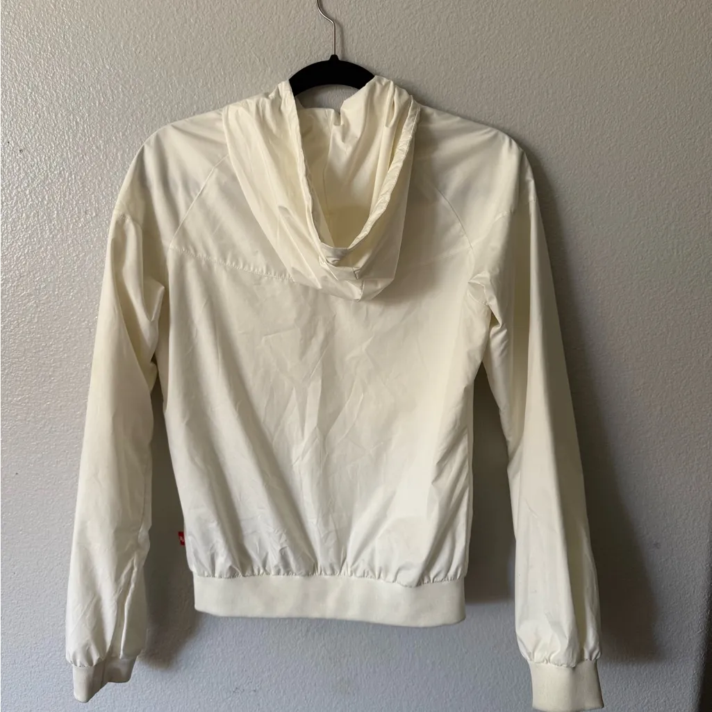 Nike Womens White Windrunner Active Wear Windbreaker Hoodie
Jacket Size small - Image 3