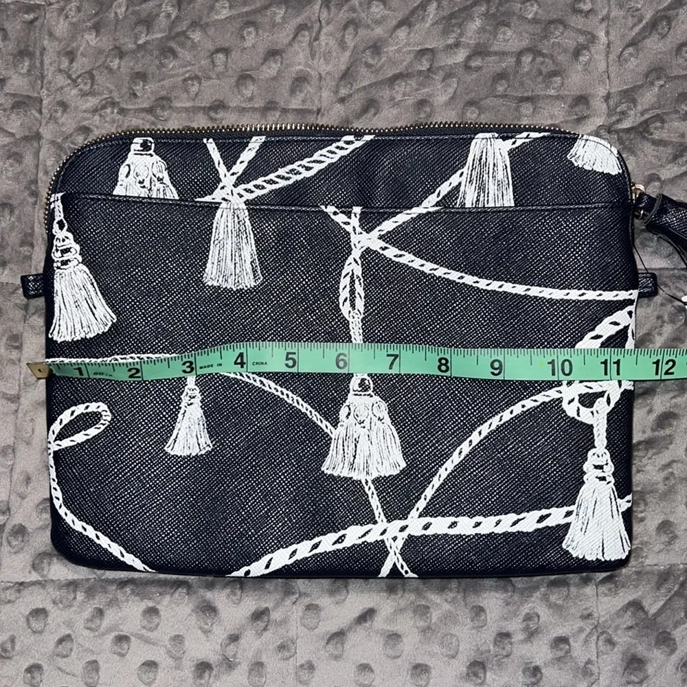 Chico’s blue white tassel print tech bag cosmetic pouch navy blue zip close NWT - Image 6
