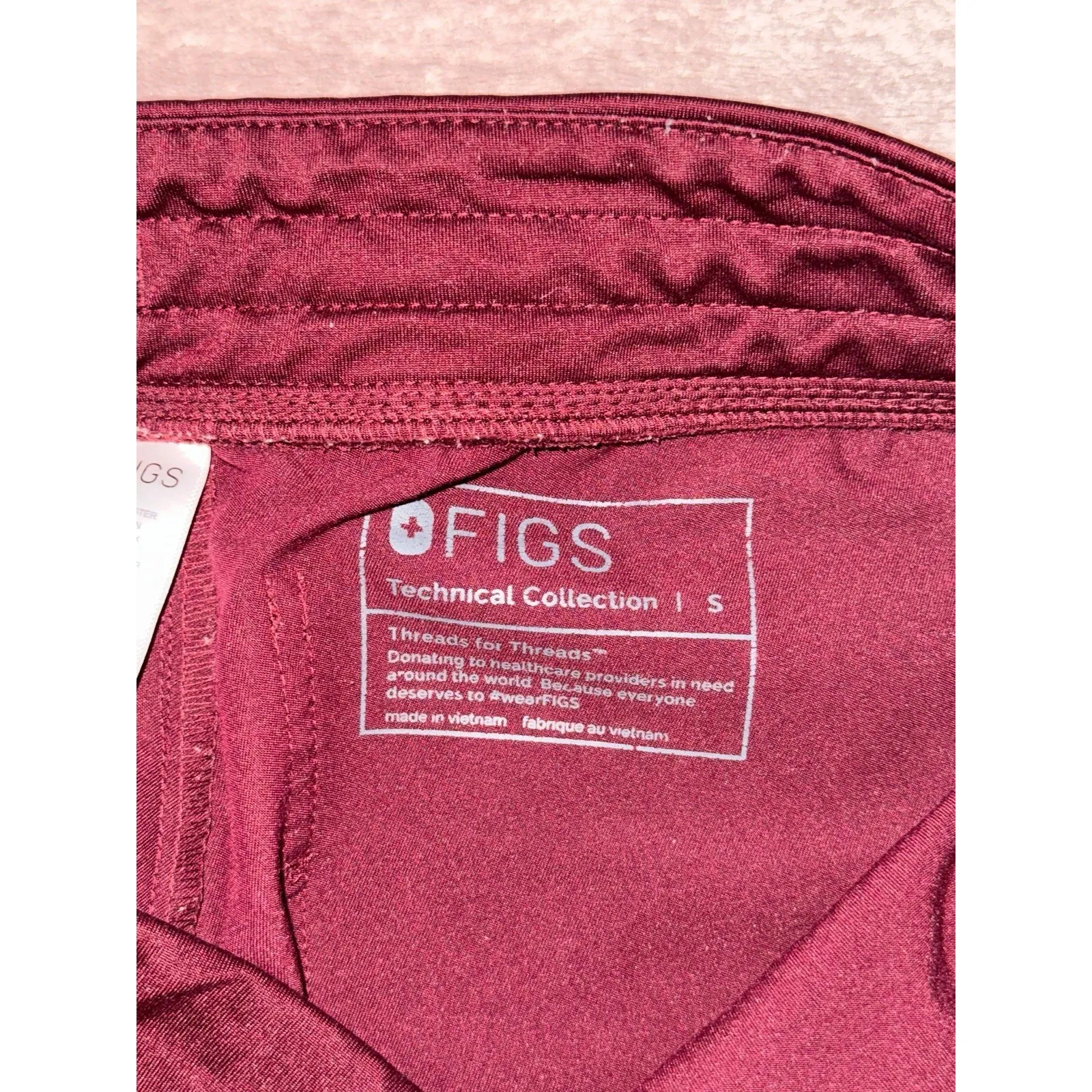 FIGS  Zamora Jogger Scrub Pants Graphite Red Size Small‎ - Image 3